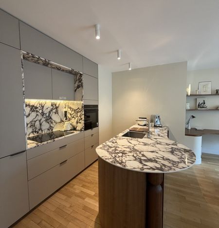 Appartement • Saint Philippe du Roule - Photo 5