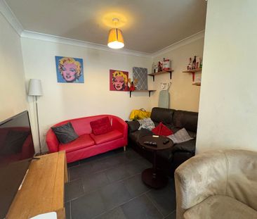 110 Bradshaw Road, Chichester - Photo 1