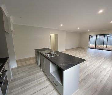 18 Carissa Avenue, Riverlea Park, SA 5120 - Photo 3