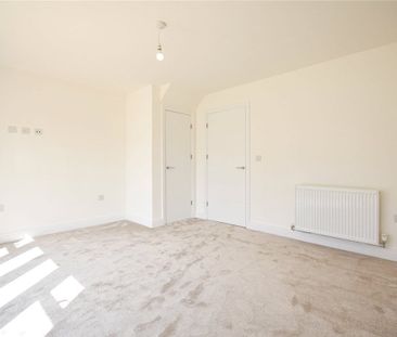 Well presented 2 bedroom semi-detached house in the popular village... - Photo 4