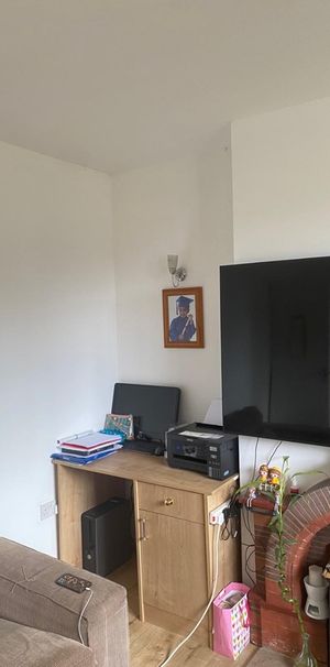 1 Bed Flat, Byron Road, HA0 - Photo 1