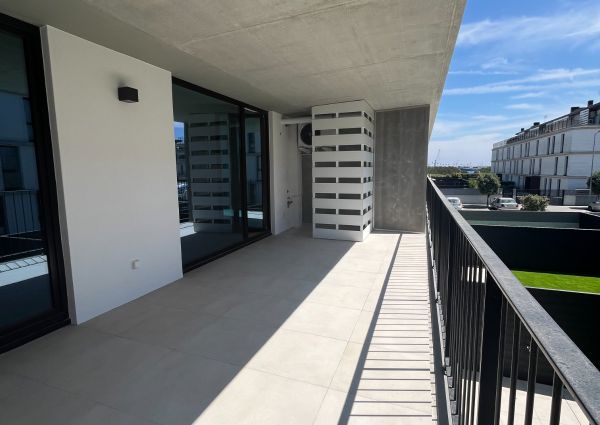 Apartamento T1 no empreendimento DOCA Praia da Barra.