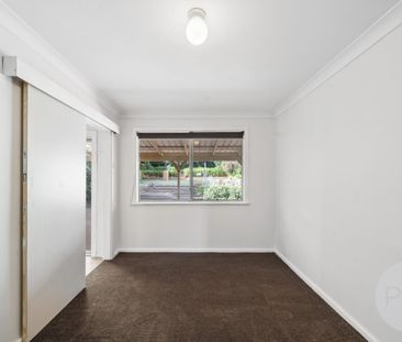 15 Urana Street, Turvey Park NSW 2650 - Photo 4