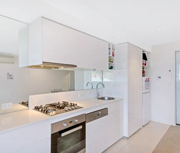 Fully furnished 2 bedrooms apartment in CBD - Photo 1