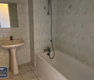 Location Appartement 2 pièces 48m² CLERMONT L HERAULT 34800 - Photo 5