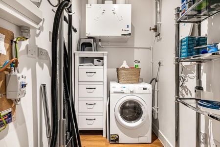 2 bedroom apartment to rent - Photo 2