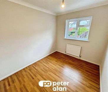 St. Peters Drive, Pontllanfraith, Blackwood, NP12 - Photo 2