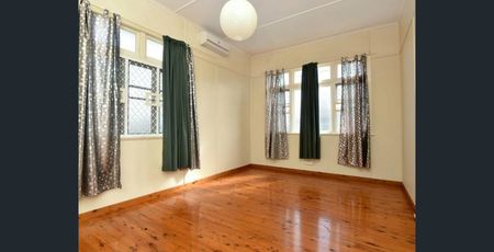 14 French Street, East Toowoomba QLD 4350 - House For Rent | Domain - Photo 4