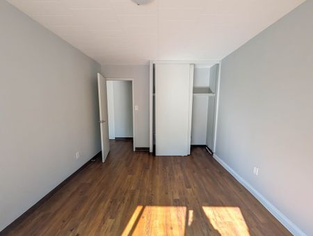 2B Arlington Ave, St. Catharines (205) - 1 Bedroom Apartment - Photo 4
