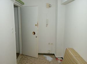 Διαμέρισμα για ενοικίαση - Βύρωνας, - Photo 1