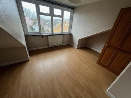 4 bedroom terraced house to rent - Photo 5