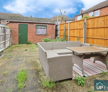 3 bedroom end of terrace house to rent - Photo 5