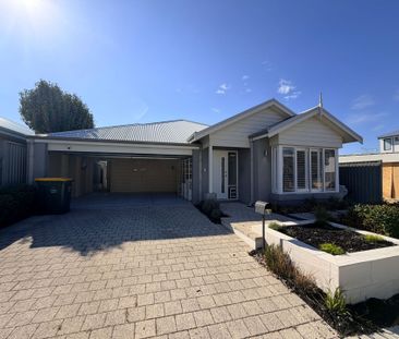 Premium Family Home with Pool, Double Garage and Entertainer's Alfr... - Photo 5