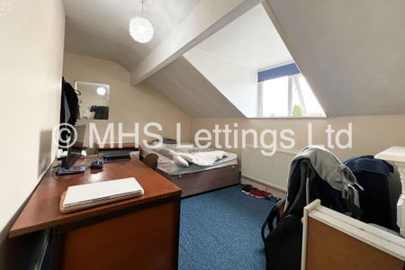 6 Bedroom Mid Terraced House for rent in Ash Road - Photo 3
