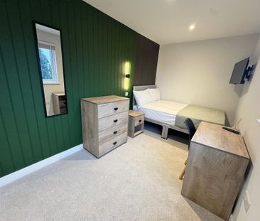 1 bedroom in a house share to rent - Photo 3