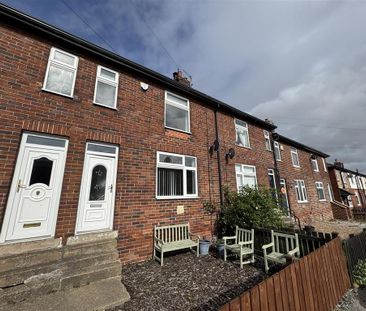 3 bedroom terraced house to rent - Photo 2