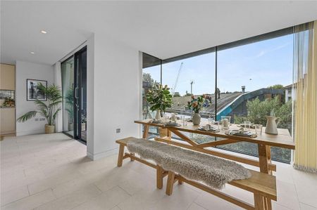 3 bedroom apartment to rent - Photo 4