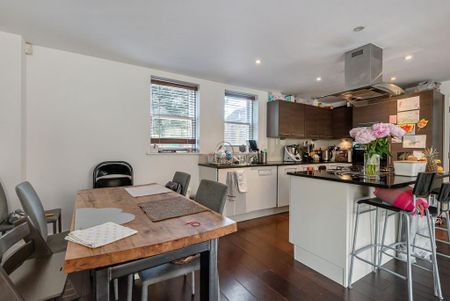 2 bedroom semi-detached house to rent - Photo 5