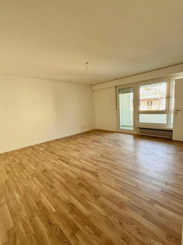 Luminous and modern 3.5-room apartment in the center for rent - Photo 3