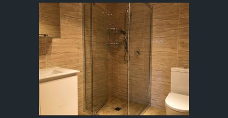 Beautiful 3 Bedrooms House at Convenient Location - Photo 4