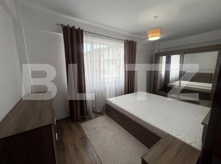 Apartament cu 3 camere, 69 mp, parcare, zona Florilor - Photo 4