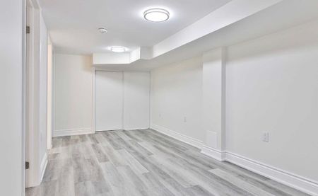 For Lease - 51B Fernwood Park Avenue, Toronto, Ontario - Photo 2