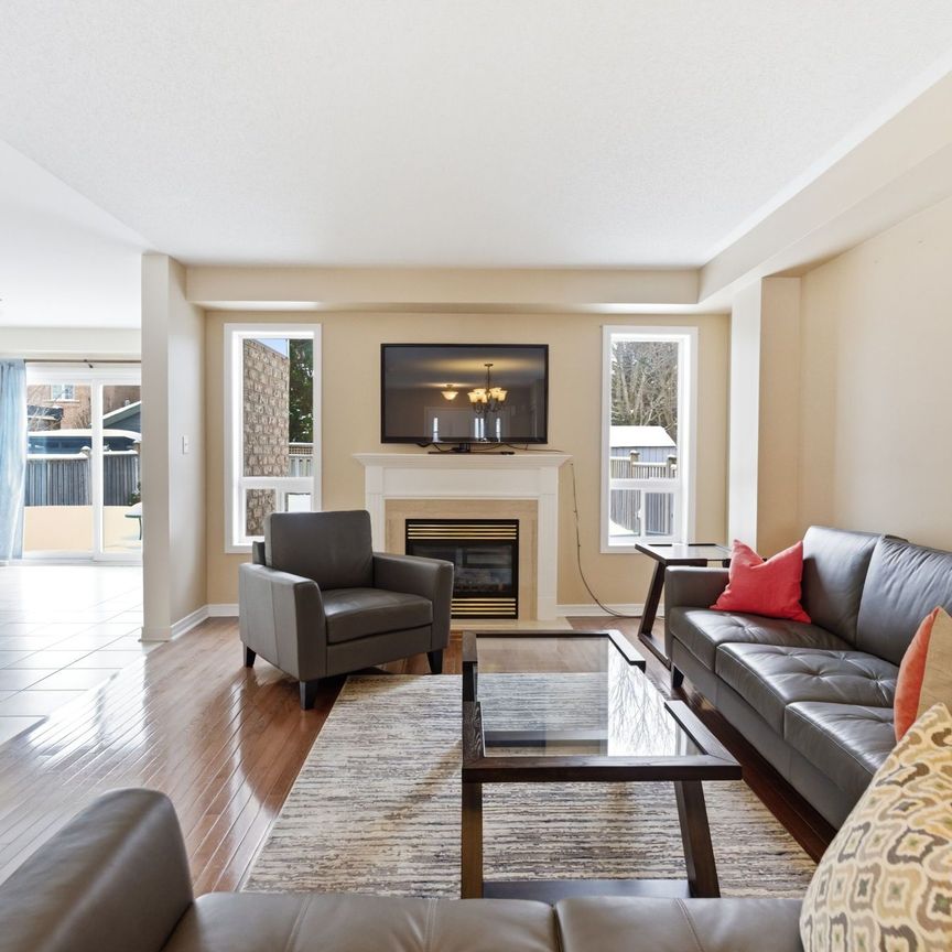 For Lease - 42 Russell Barton Lane, Uxbridge, Ontario - Photo 1