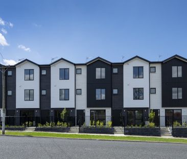 17D/11 Ingram Street, Papakura — - Photo 4