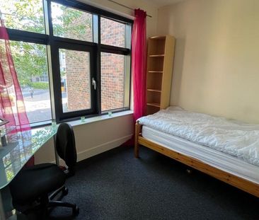 3 bedroom townhouse to rent - Photo 4