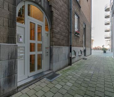 Ruime studio in het hartje van Antwerpen met prachtig zicht op de S... - Photo 2