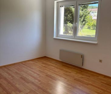 helle 4-Zimmer-Wohnung mit Balkon - Foto 4