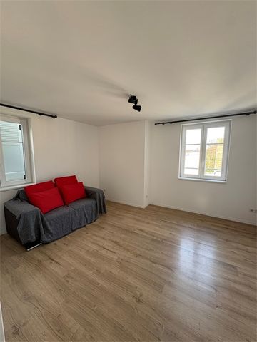 Location Appartement 3 pièces 65m² - Photo 2