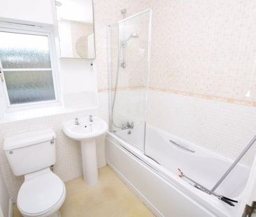 3 bedroom terraced house to rent - Photo 6