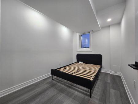 For Lease - 3265 Turnstone Boulevard Unit# Lower/Bsmt, Pickering, Ontario - Photo 4