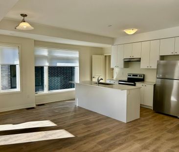 For Lease - 22 Emmas Way, Whitby, Ontario - Photo 2