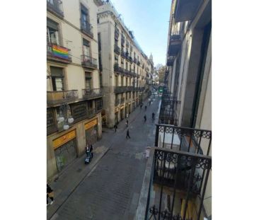 Piso de alquiler en Calle Ferran, Barri Gòtic - Photo 1