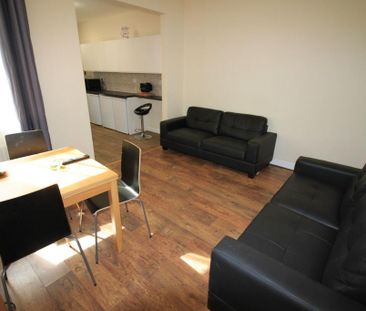 5 bedroom terraced house to rent - Photo 6