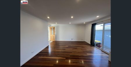 CHARMING TWO BEDROOM UNIT - Photo 3