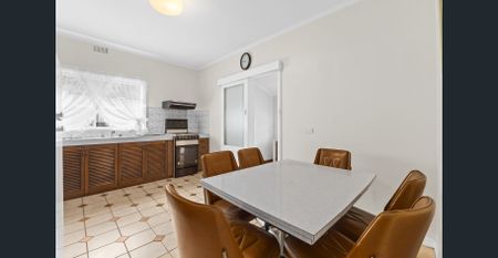 Dual Living Opportunity - Photo 3