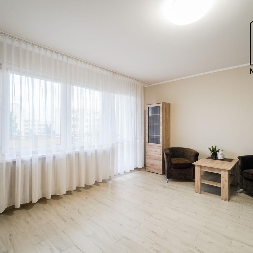 Na wynajem duża kawalerka, położona Nad Jarem - Zdjęcie 1