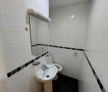 Crwys Road, Cardiff - Photo 2