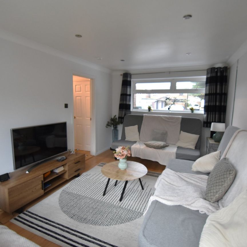 3 bedroom semi-detached house to rent - Photo 1