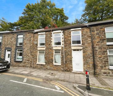 North Road, PORTH - Photo 3