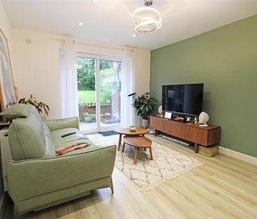 3 bedroom semi-detached house to rent - Photo 5