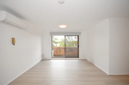 “Renovated 2 Bedroom Unit!!” - Photo 3