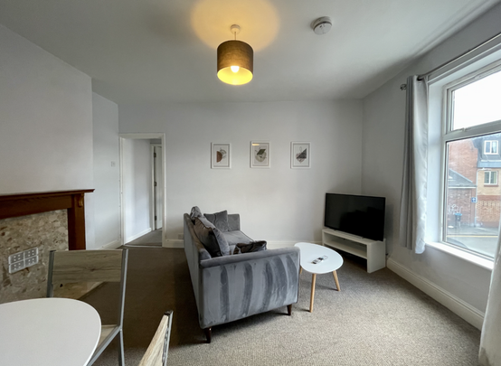 2 bedroom terraced house to rent - Photo 1