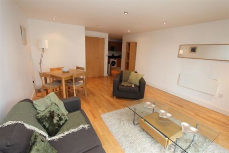 Mackenzie House, Leeds City Centre, LS10 1PT - Photo 4