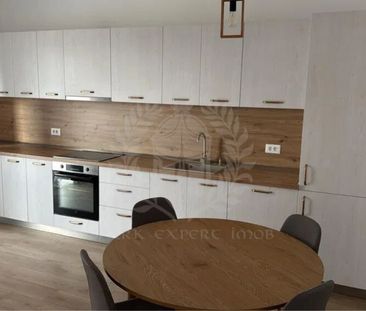 //STUDIO DUBLU//PLEIADES// - Photo 2