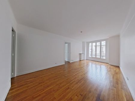 STUDIO A LOUER - PARIS 13EME ARRONDISSEMENT - 40.1 m - 1 157 € - Photo 3