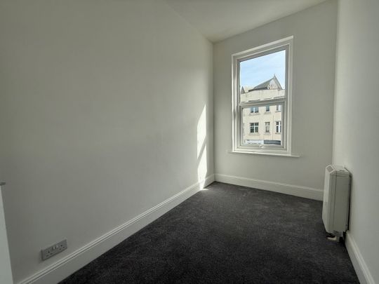 2 Bed Flat, Lewes Road, BN2 - Photo 1